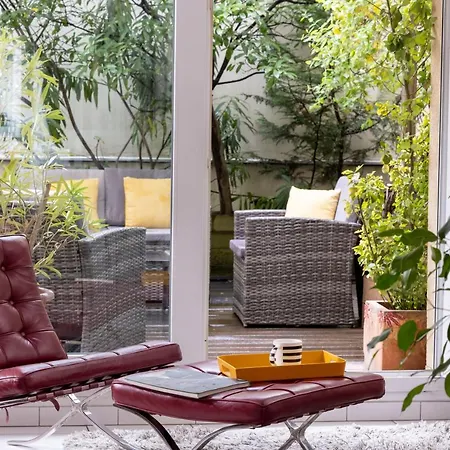 Maison Lavaud Guest house Paris